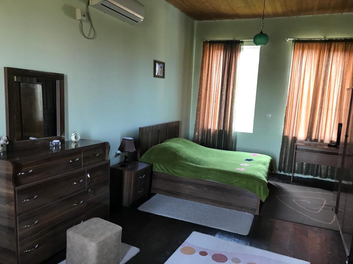 Apartmán Barsa Zestafoni Exteriér fotografie